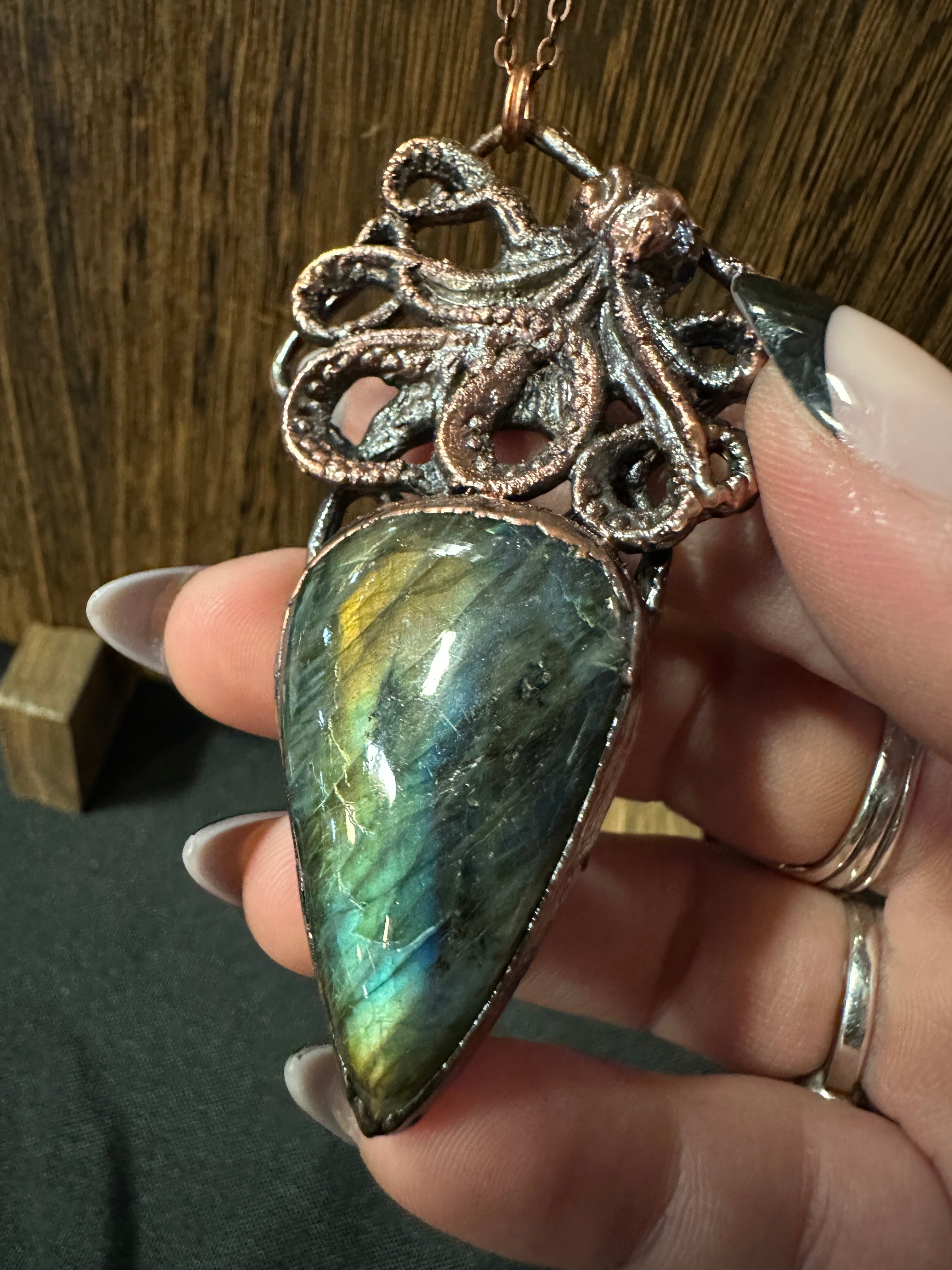 Kracken Labradorite Necklace