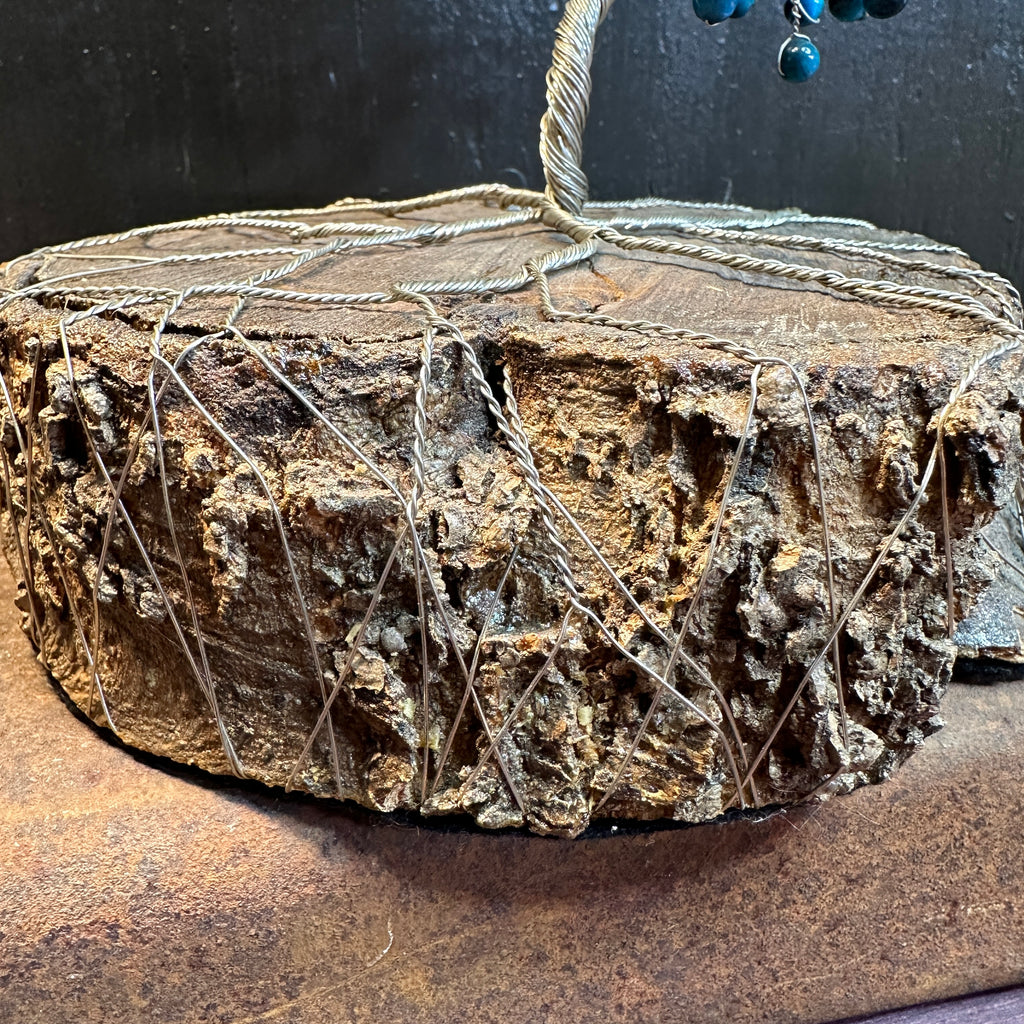 Blue Cats Eye Wire Tree Scuplture