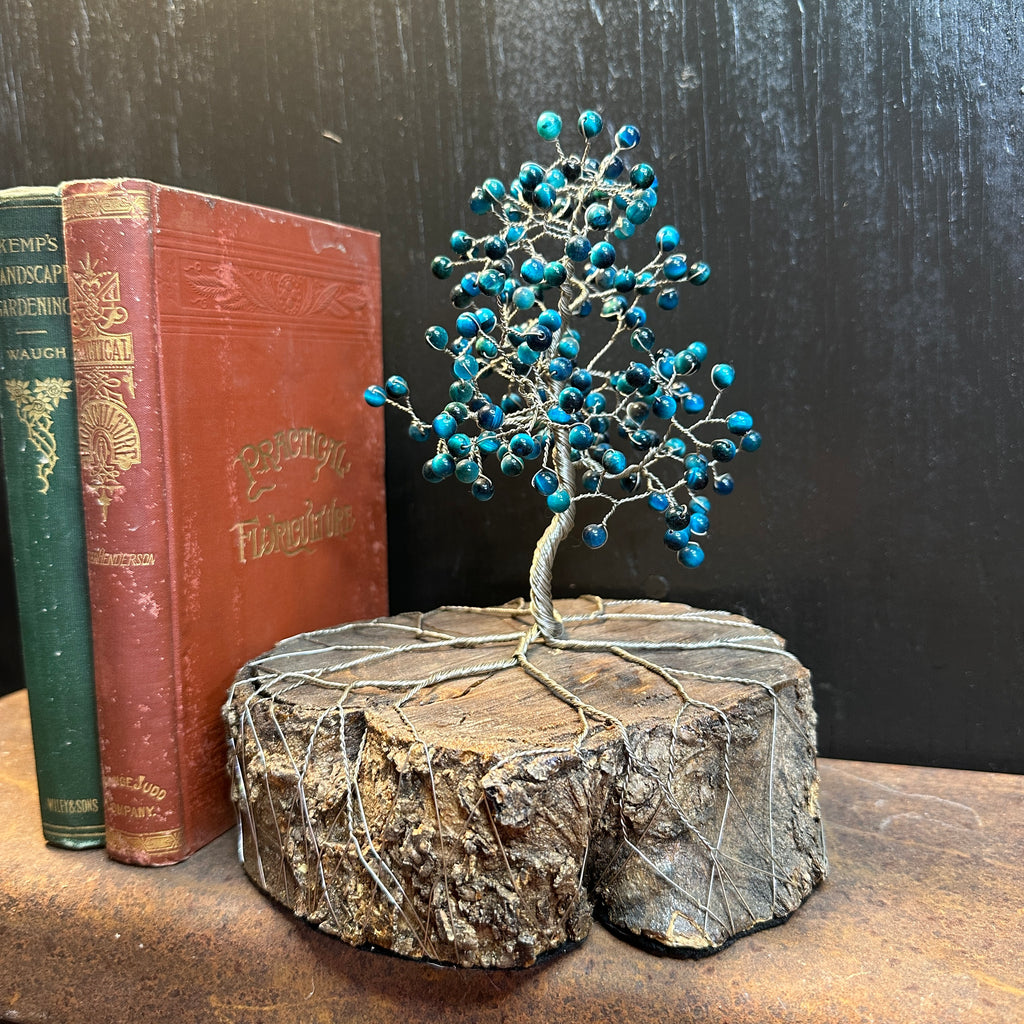 Blue Cats Eye Wire Tree Scuplture
