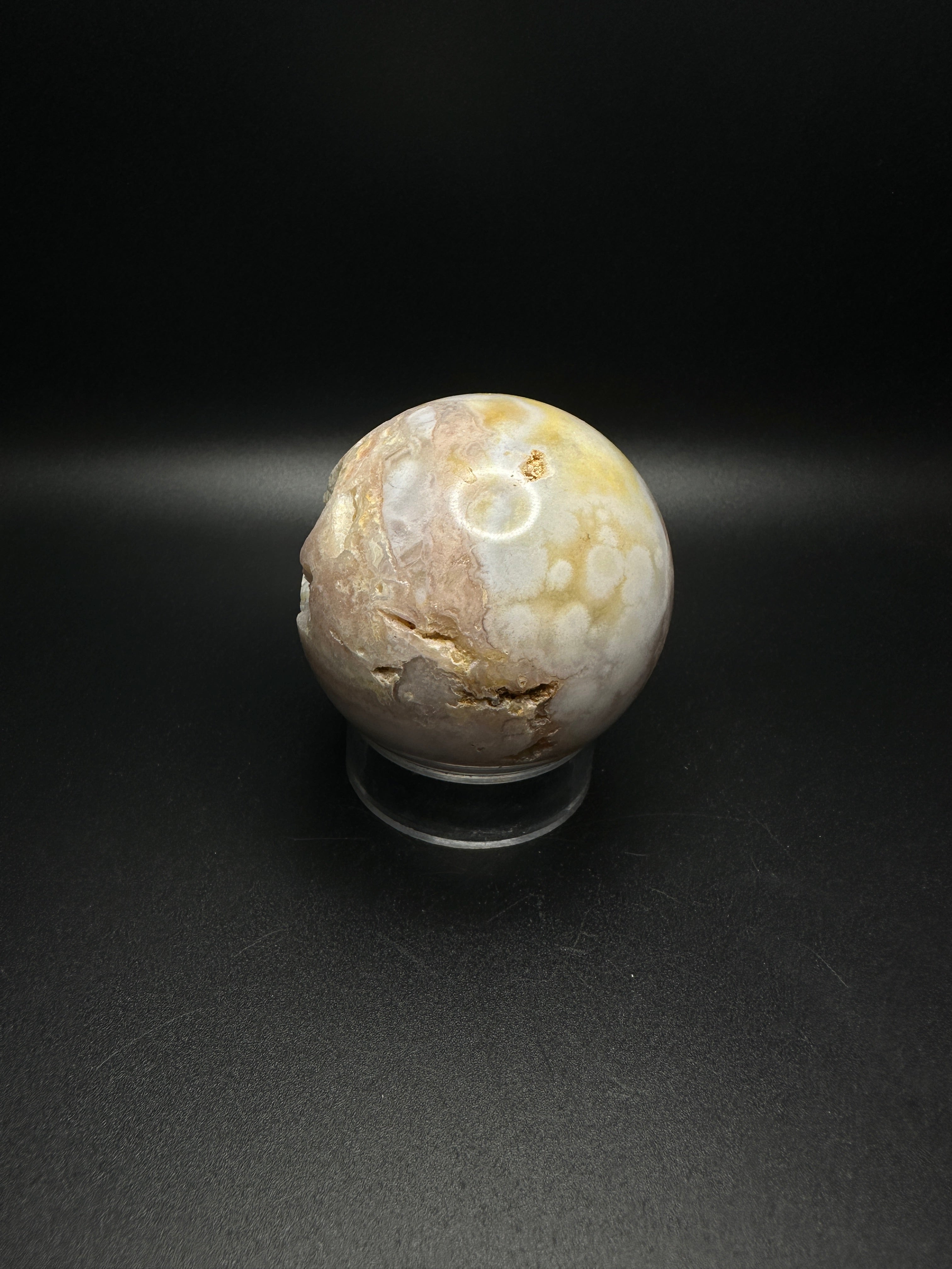 Flower agate sphere