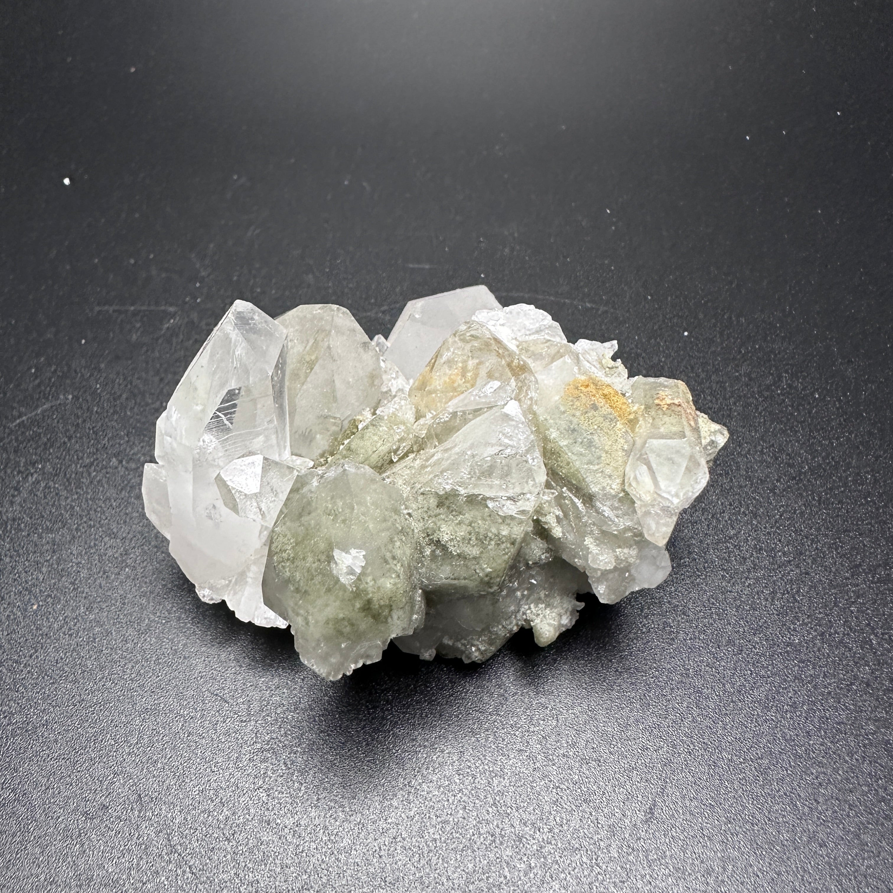 Garden Quartz Cluster Point