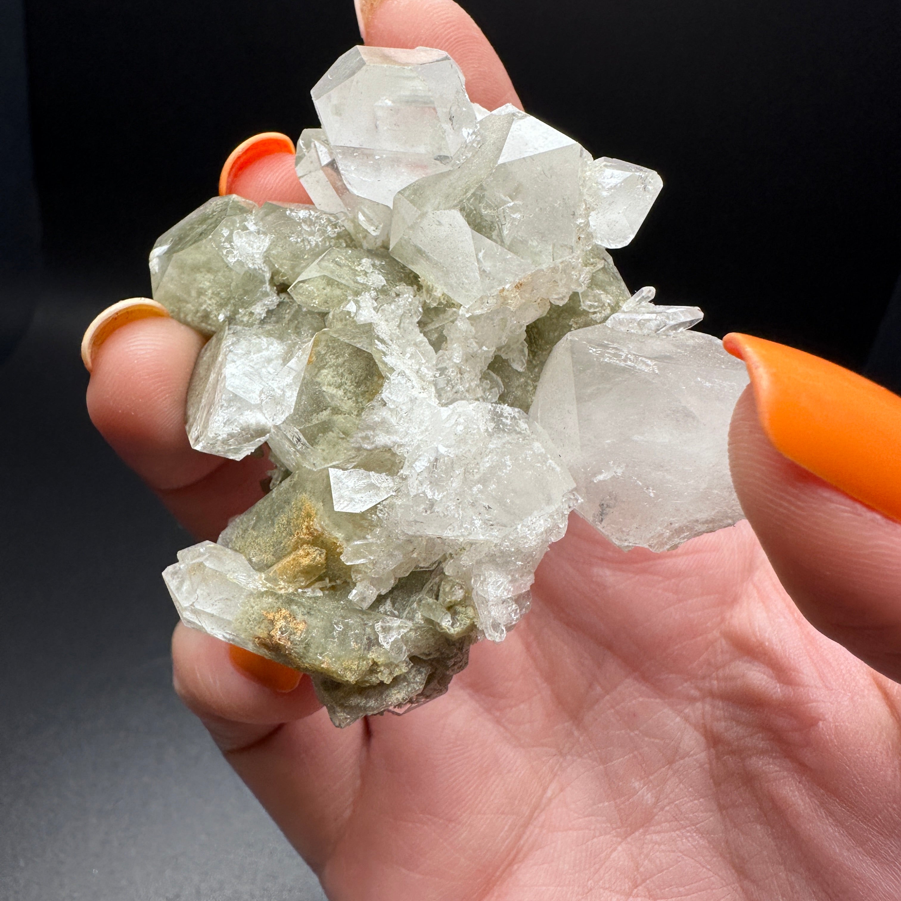 Garden Quartz Cluster Point