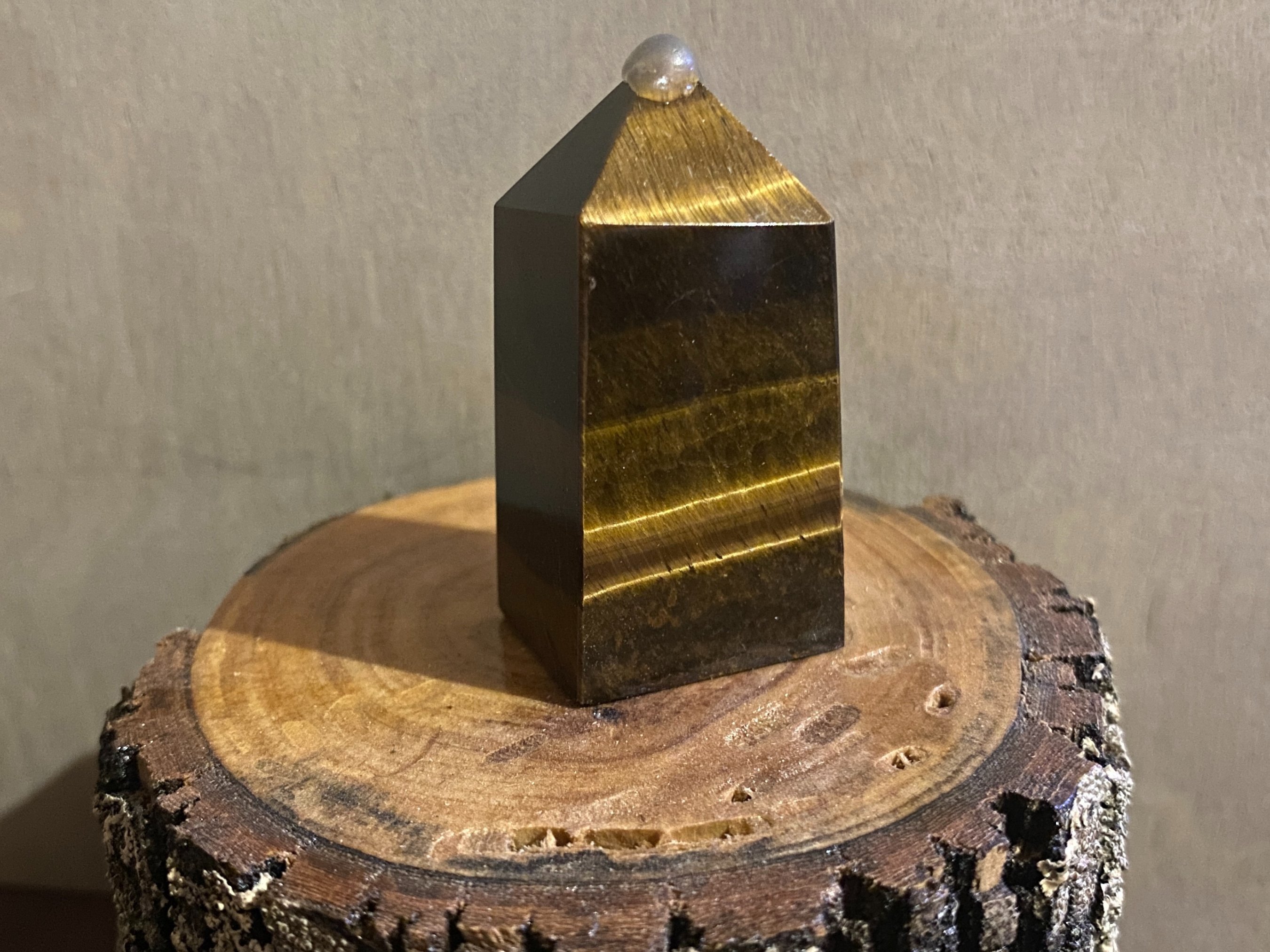Small Tigers Eye Towers