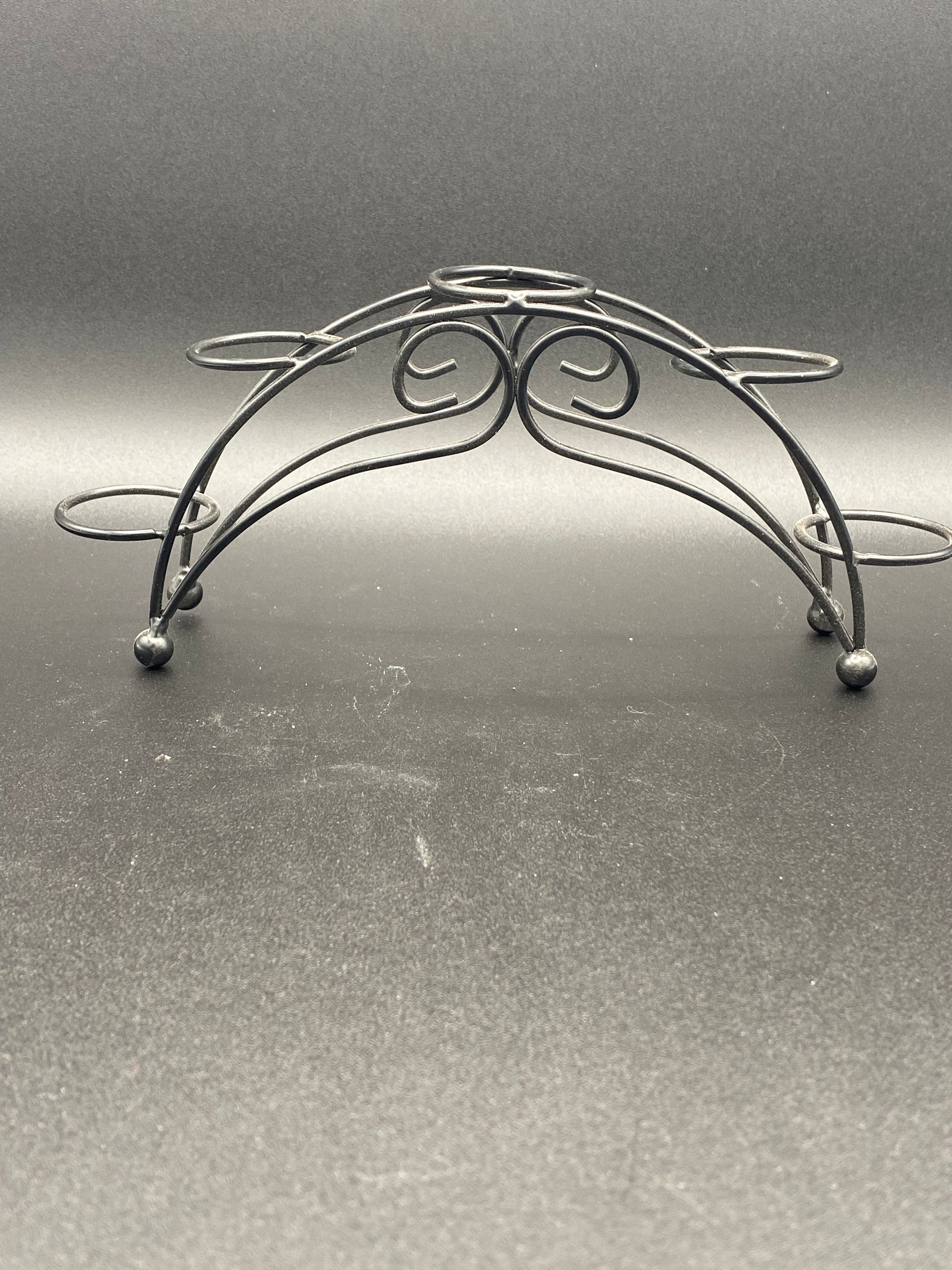 Metal Sphere Holder for Five Spheres